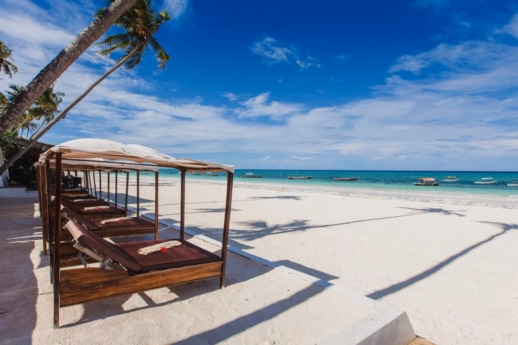 AHG Dream's Bay Beach Hotel