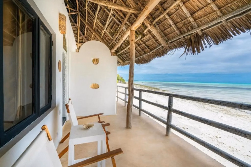 Coral Rocks Hotel & Restaurant