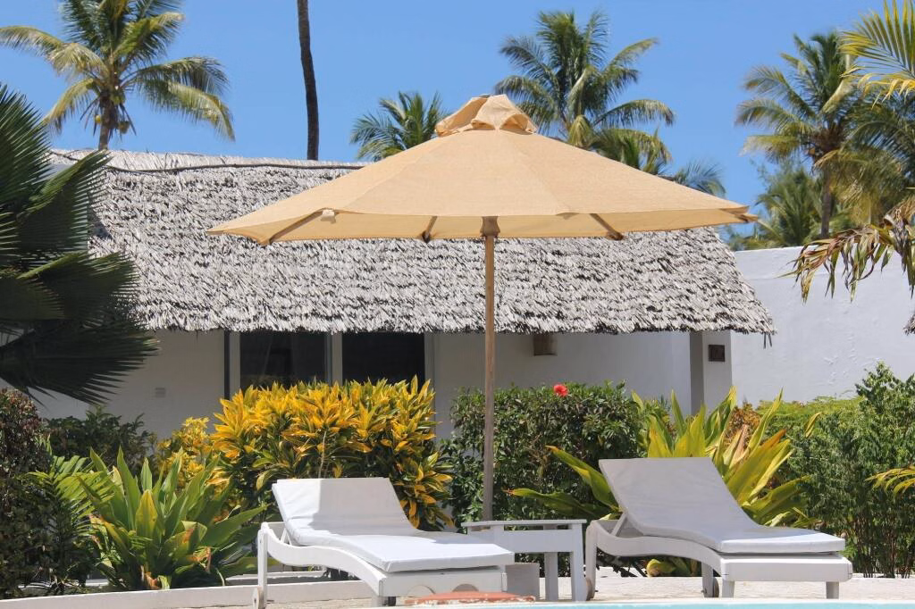 Dhow Inn Boutique Hotel
