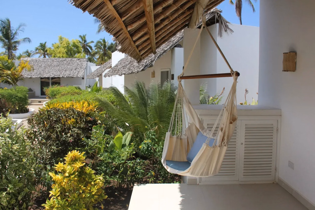 Dhow Inn Boutique Hotel