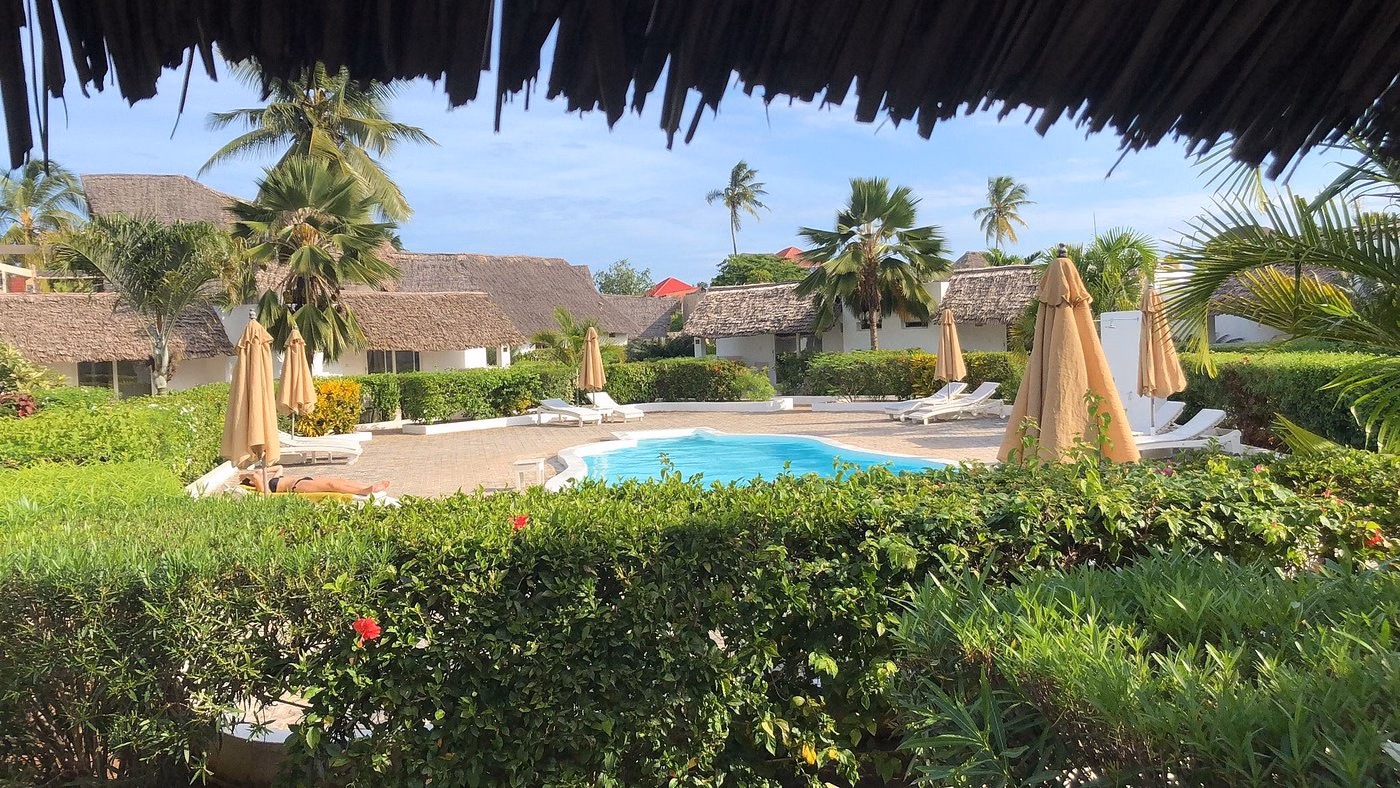 Dhow Inn Boutique Hotel