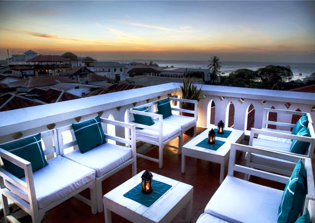 Maru Maru Hotel