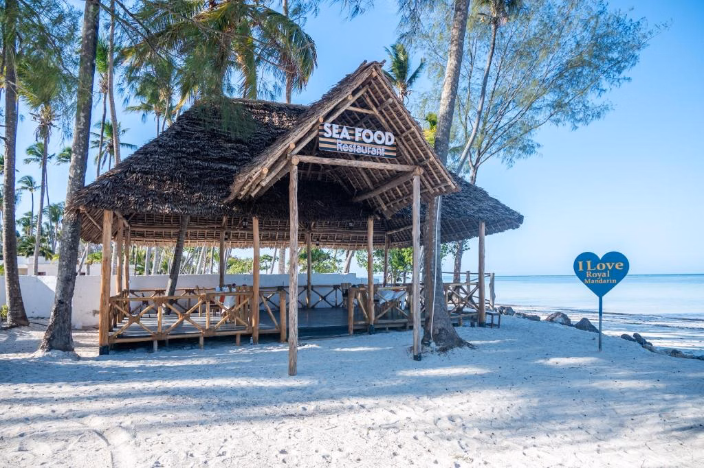 Royal Mandarin Hotel & Resort