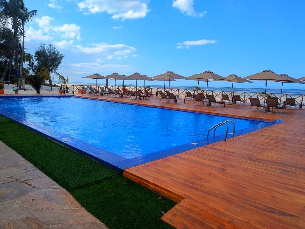 Royal Mandarin Hotel & Resort