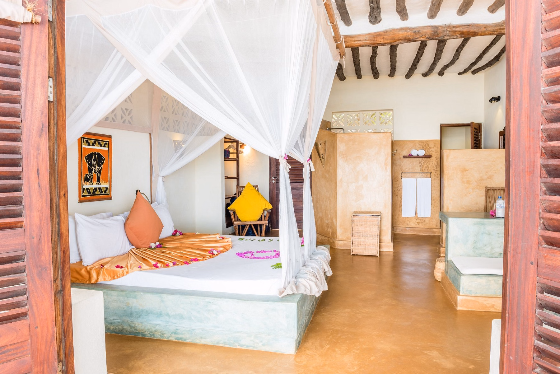Sunshine Marine Lodge