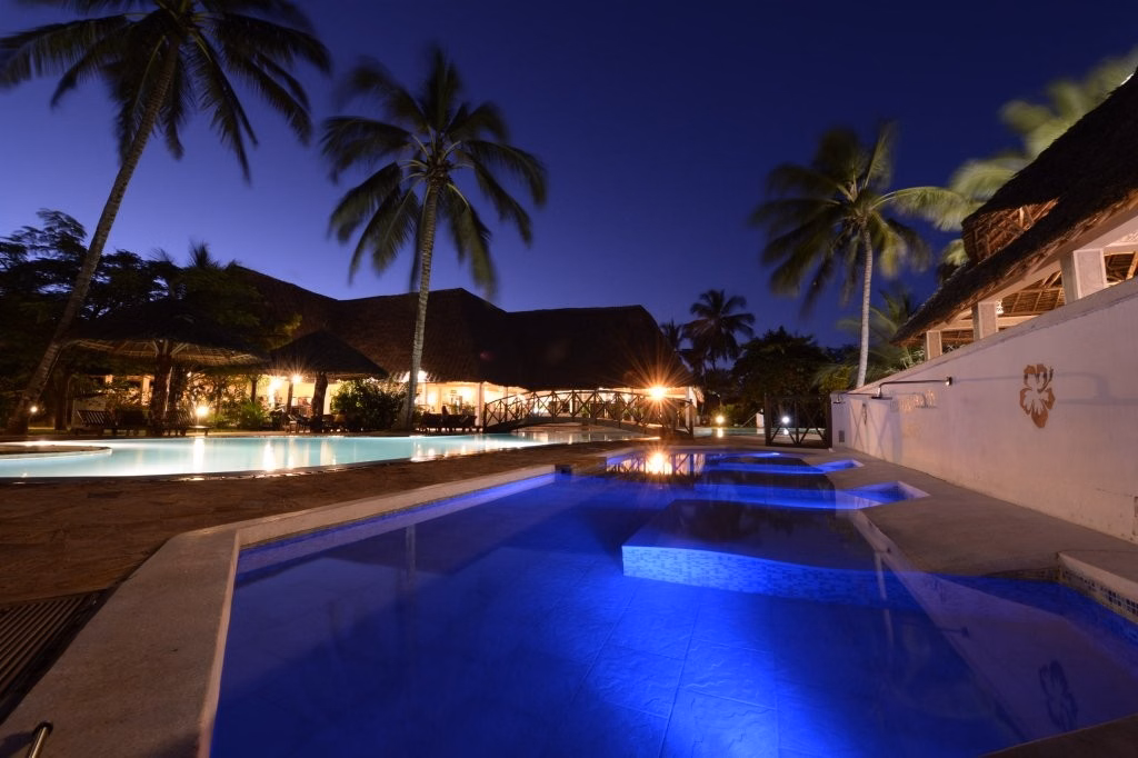 Uroa Bay Beach Resort