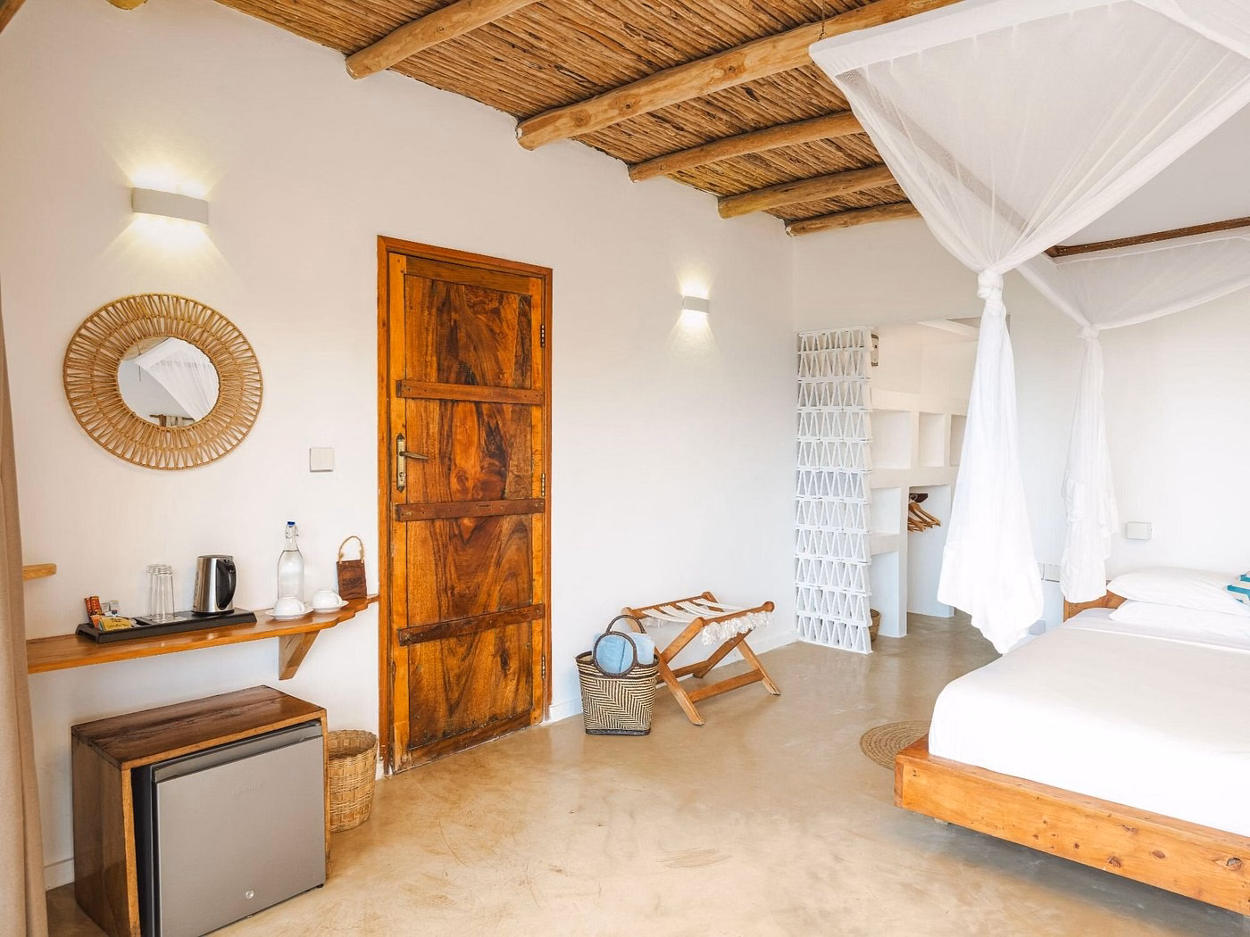 Zanbluu Beach Hotel