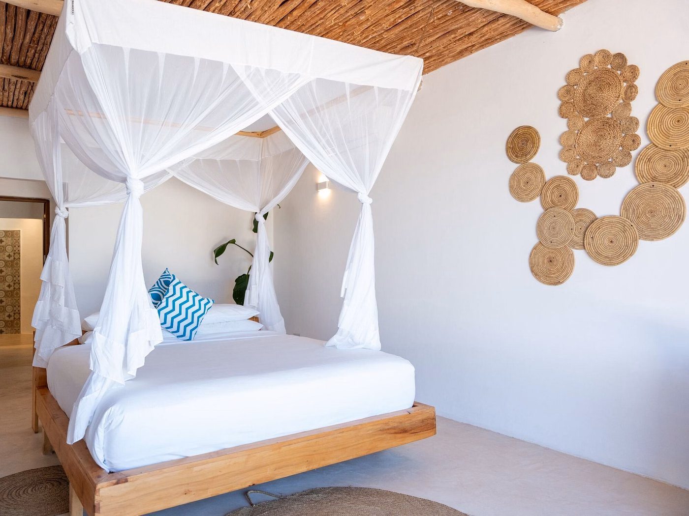 Zanbluu Beach Hotel