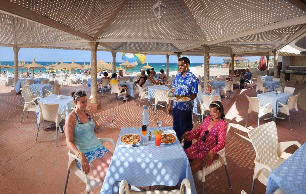 Abou Sofiane  Families and Couples Hotel