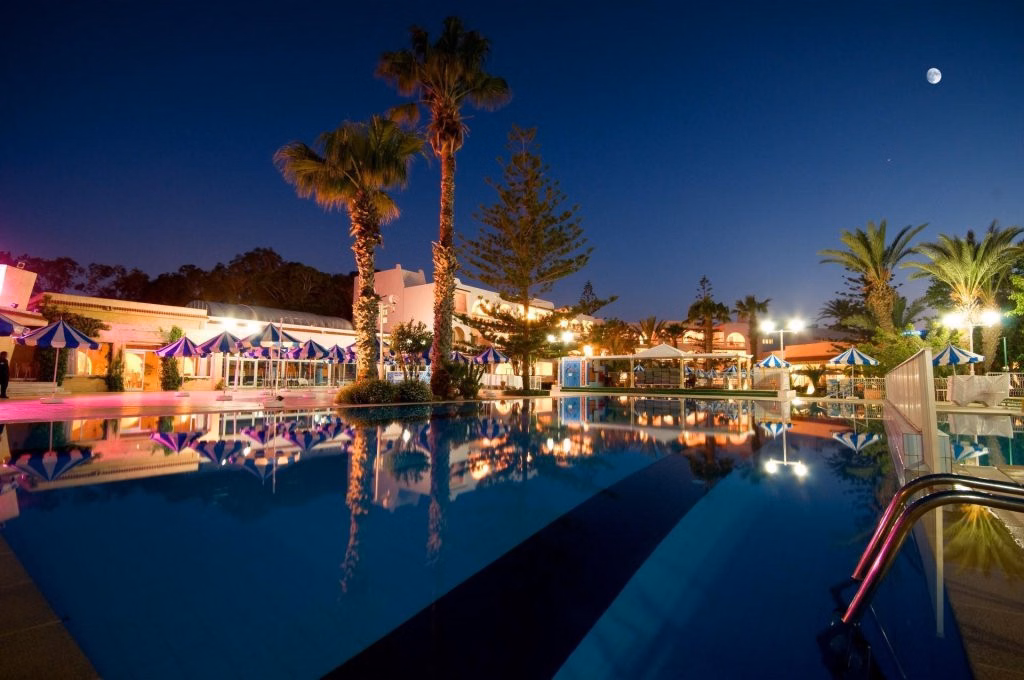 Abou Sofiane  Families and Couples Hotel