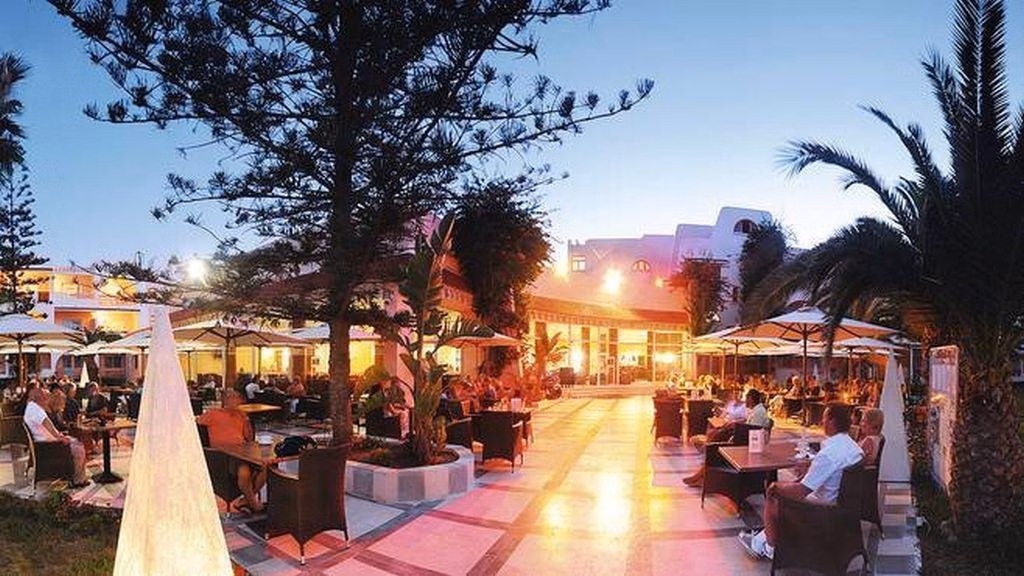Abou Sofiane  Families and Couples Hotel