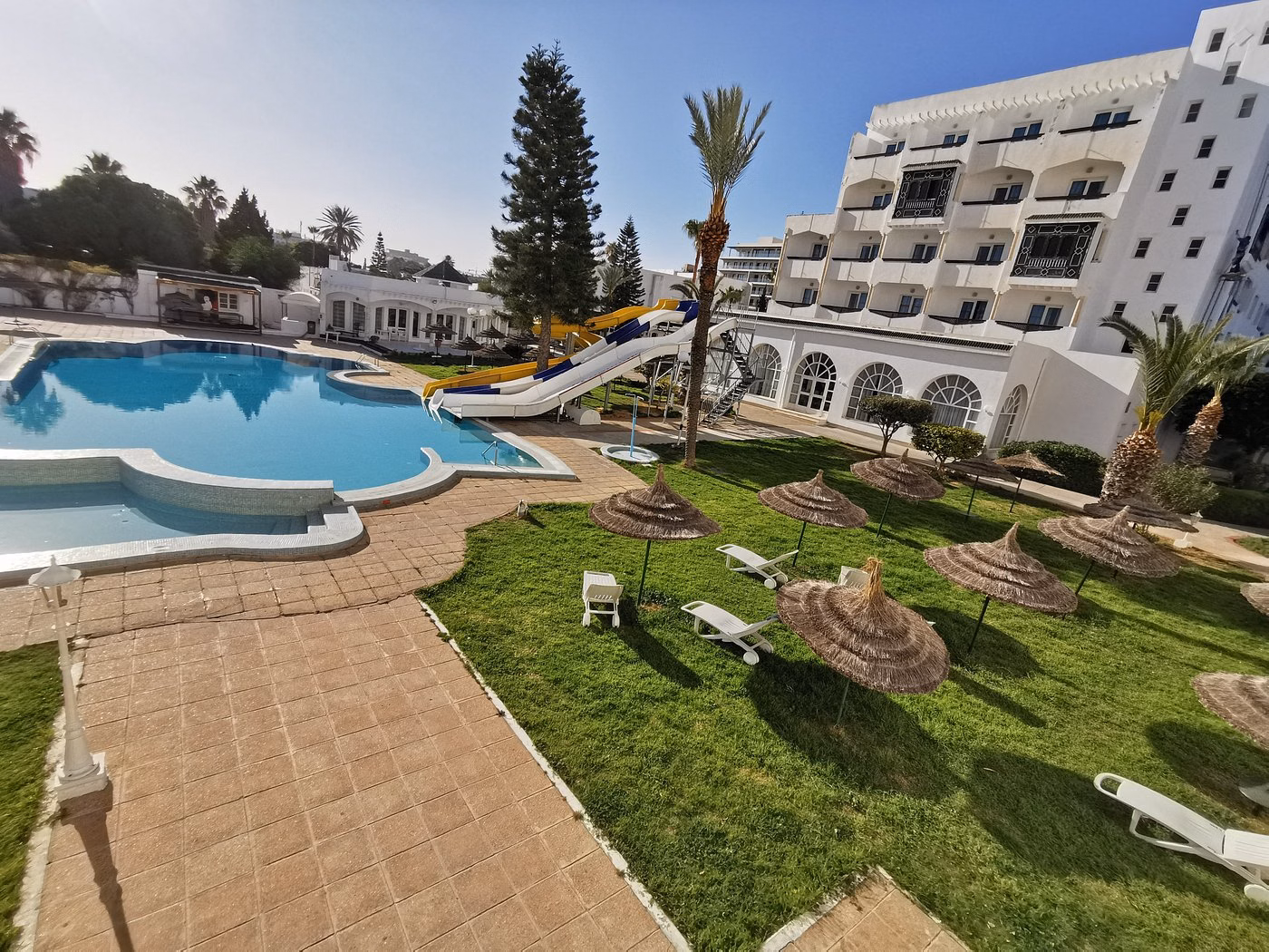 Hotel Jinene