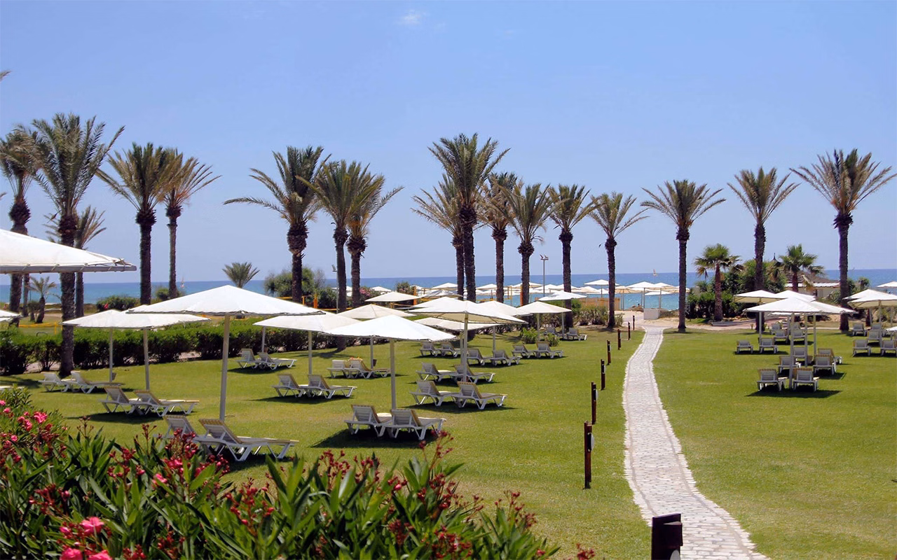 Delfino Beach Resort & Spa