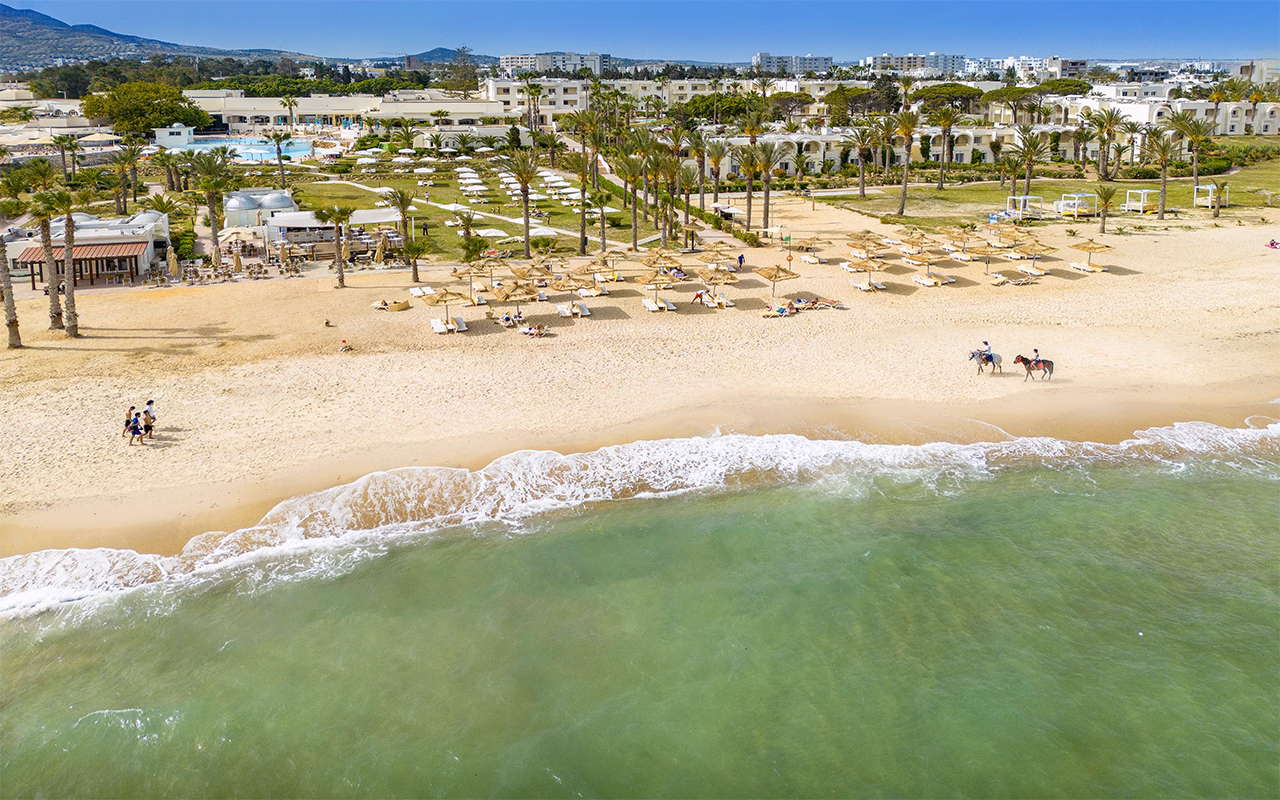 Delfino Beach Resort & Spa