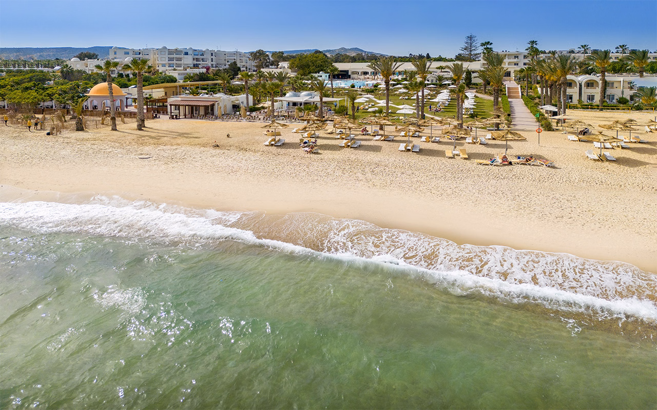 Delfino Beach Resort & Spa