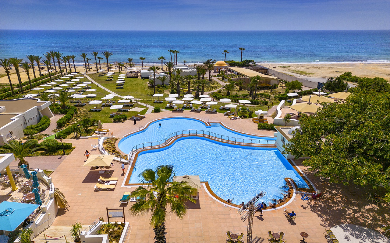 Delfino Beach Resort & Spa