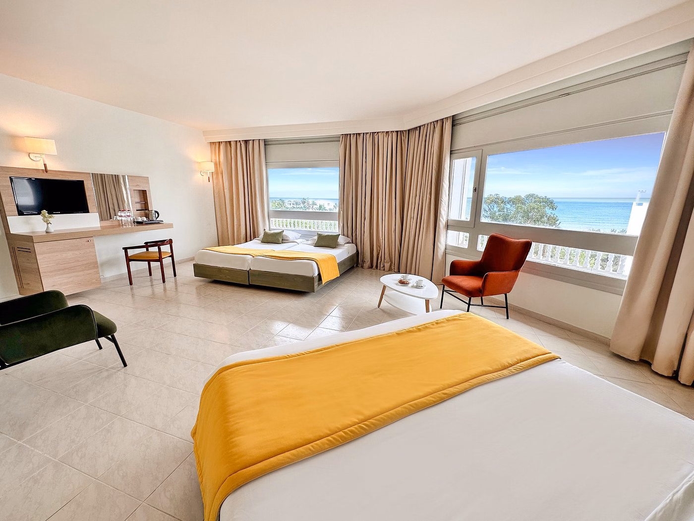 Hotel Sol Azur Beach