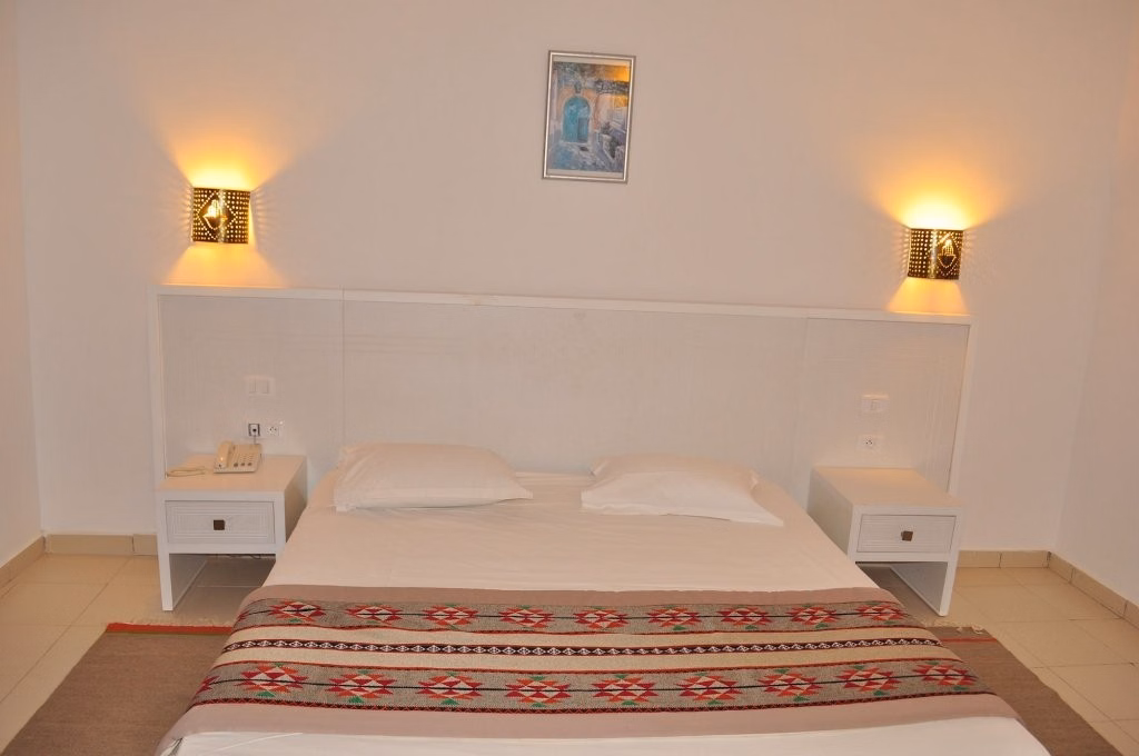 Zodiac Hotel