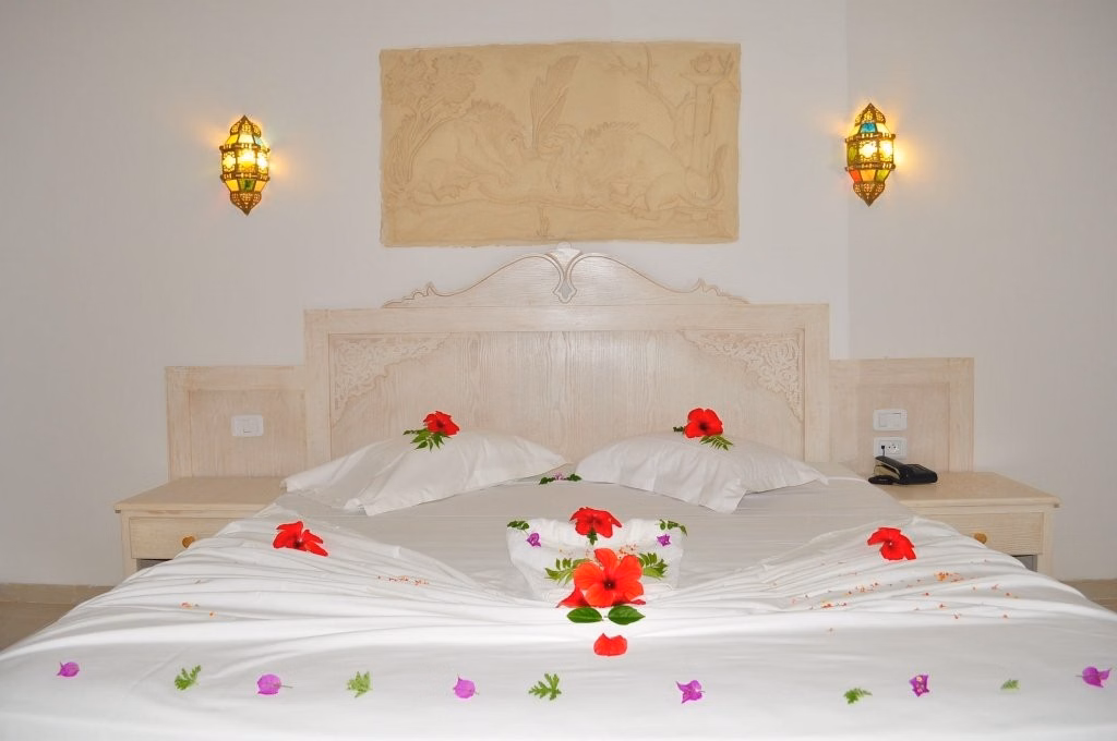 Zodiac Hotel