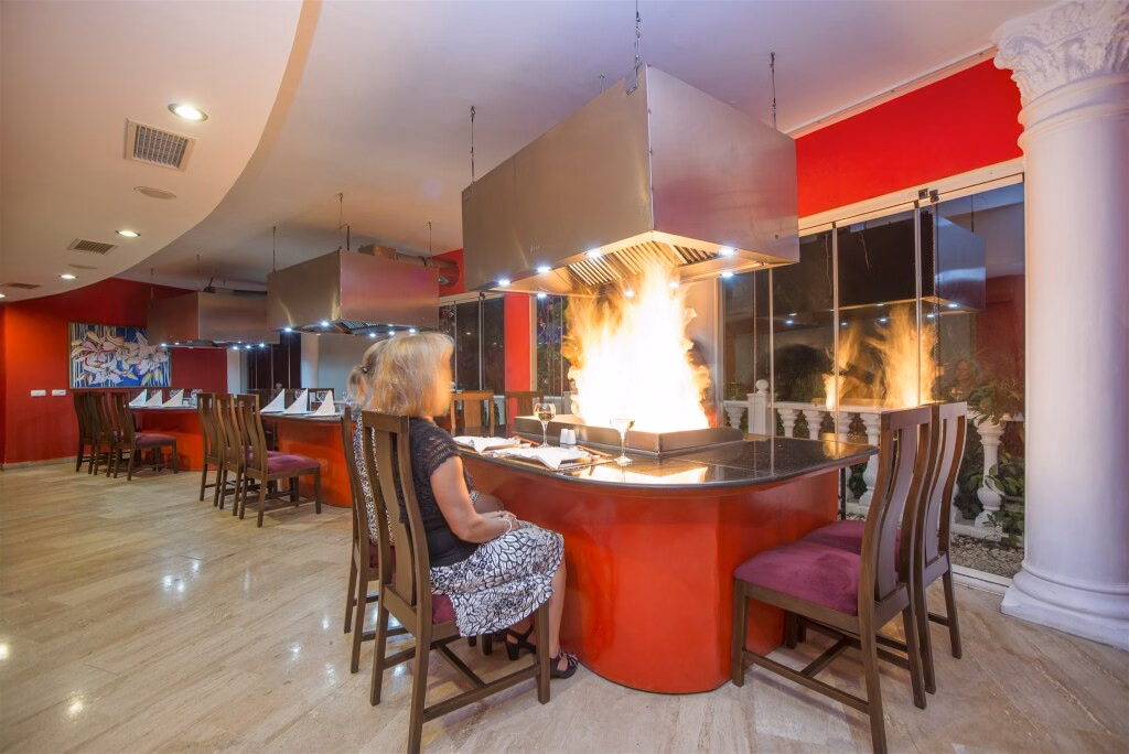 Starlight Resort Hotel
