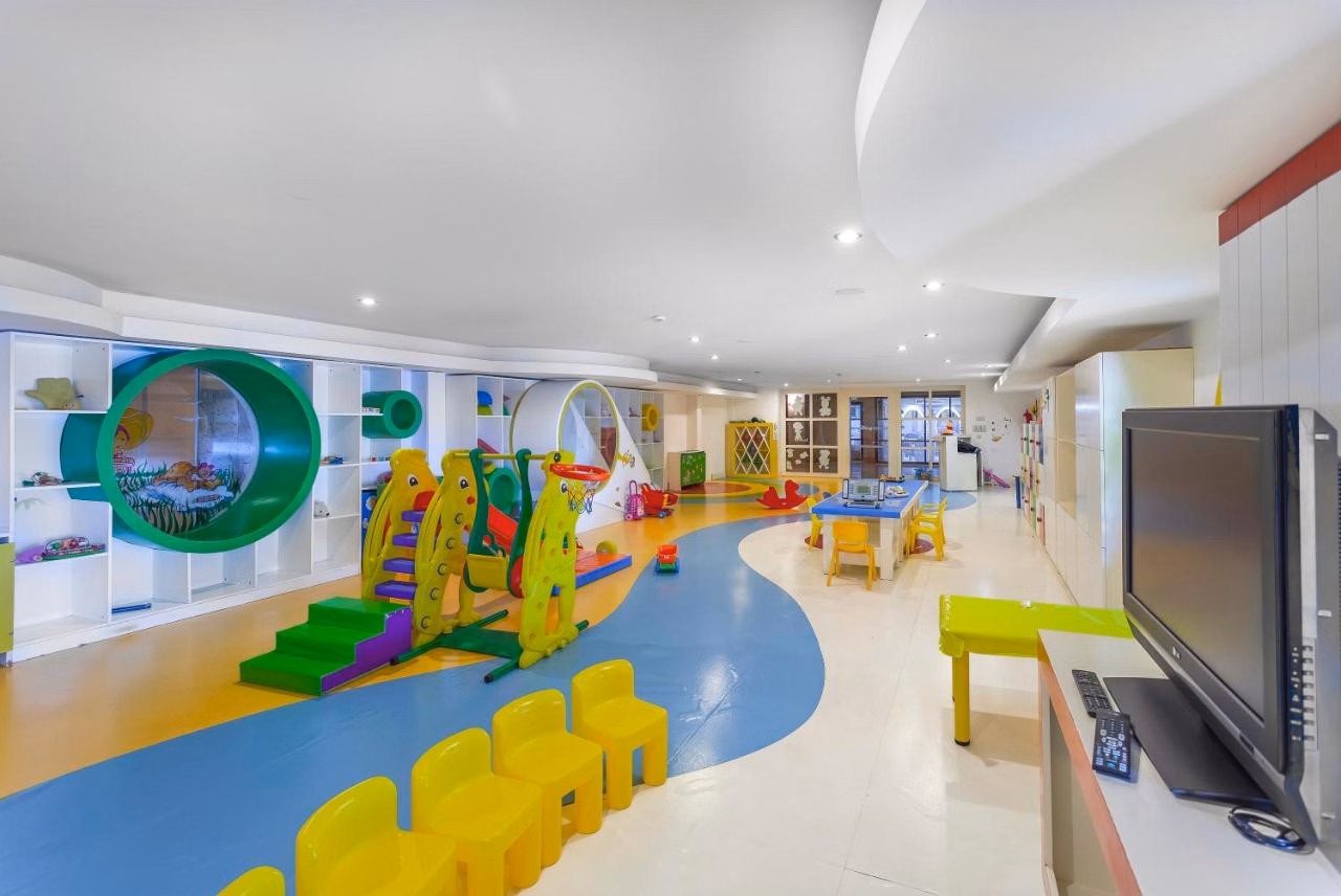 Starlight Resort Hotel