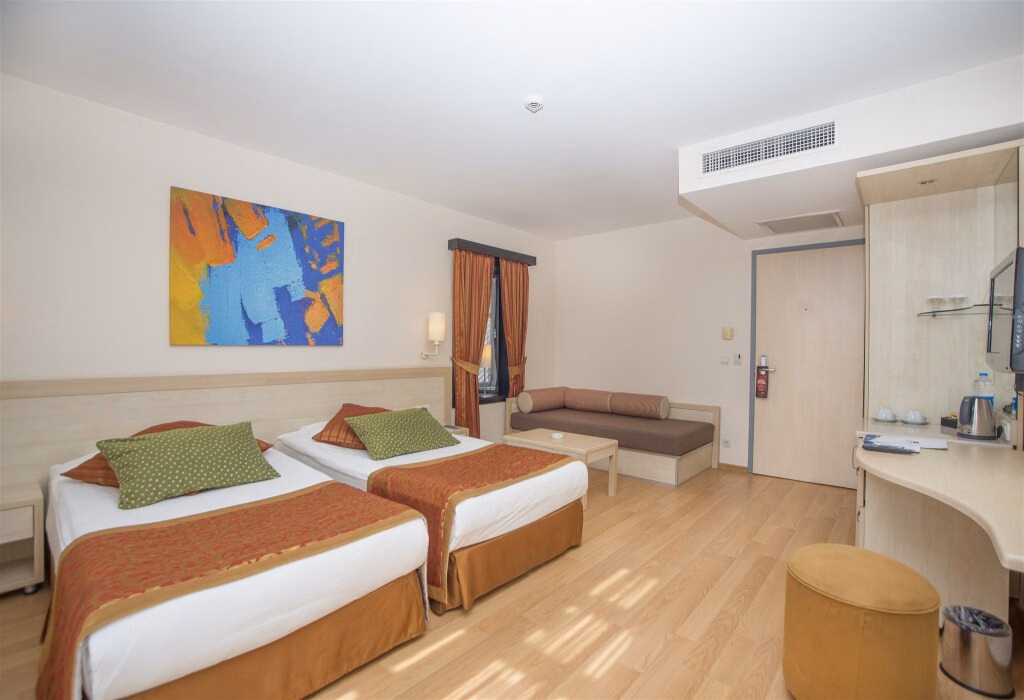Starlight Resort Hotel