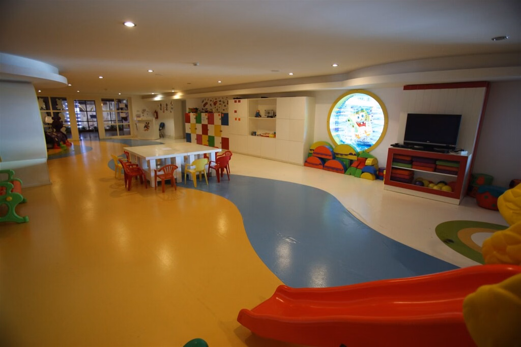 Starlight Resort Hotel