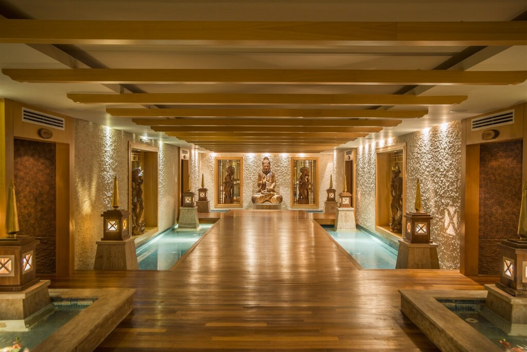 Starlight Resort Hotel