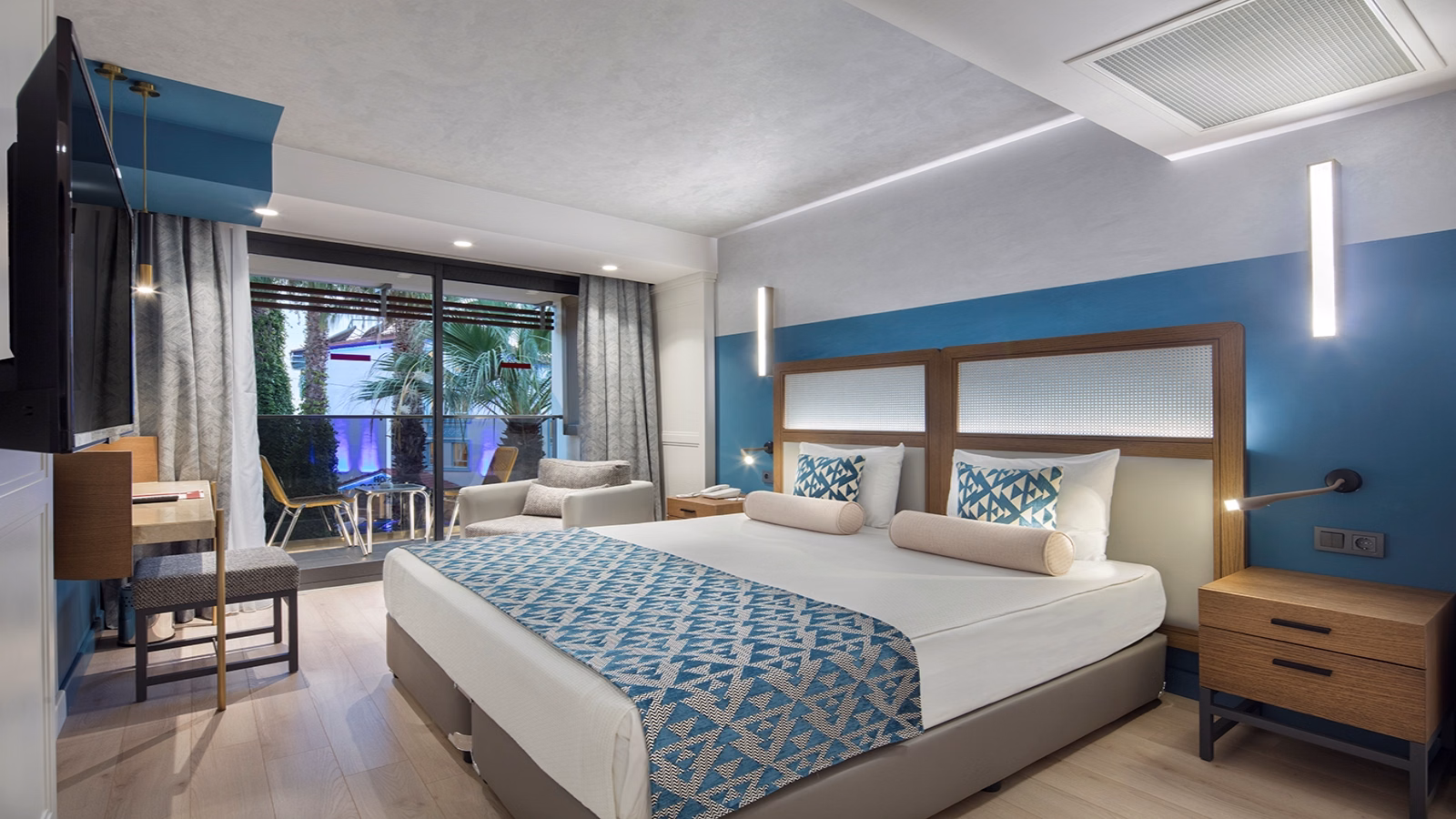 Trendy Side Beach (Adults Only, 16+)