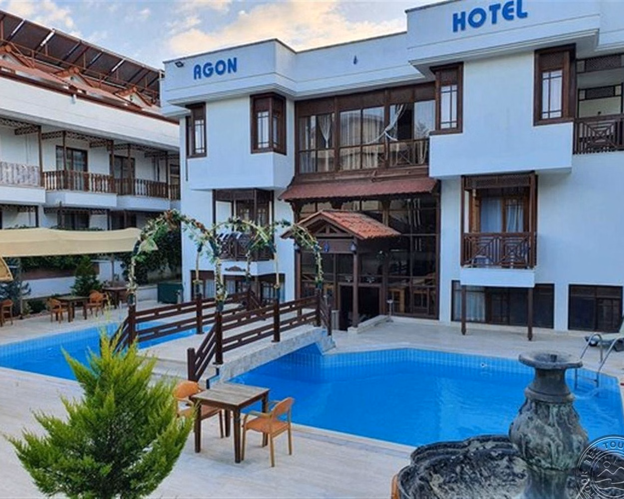 Agon Hotel