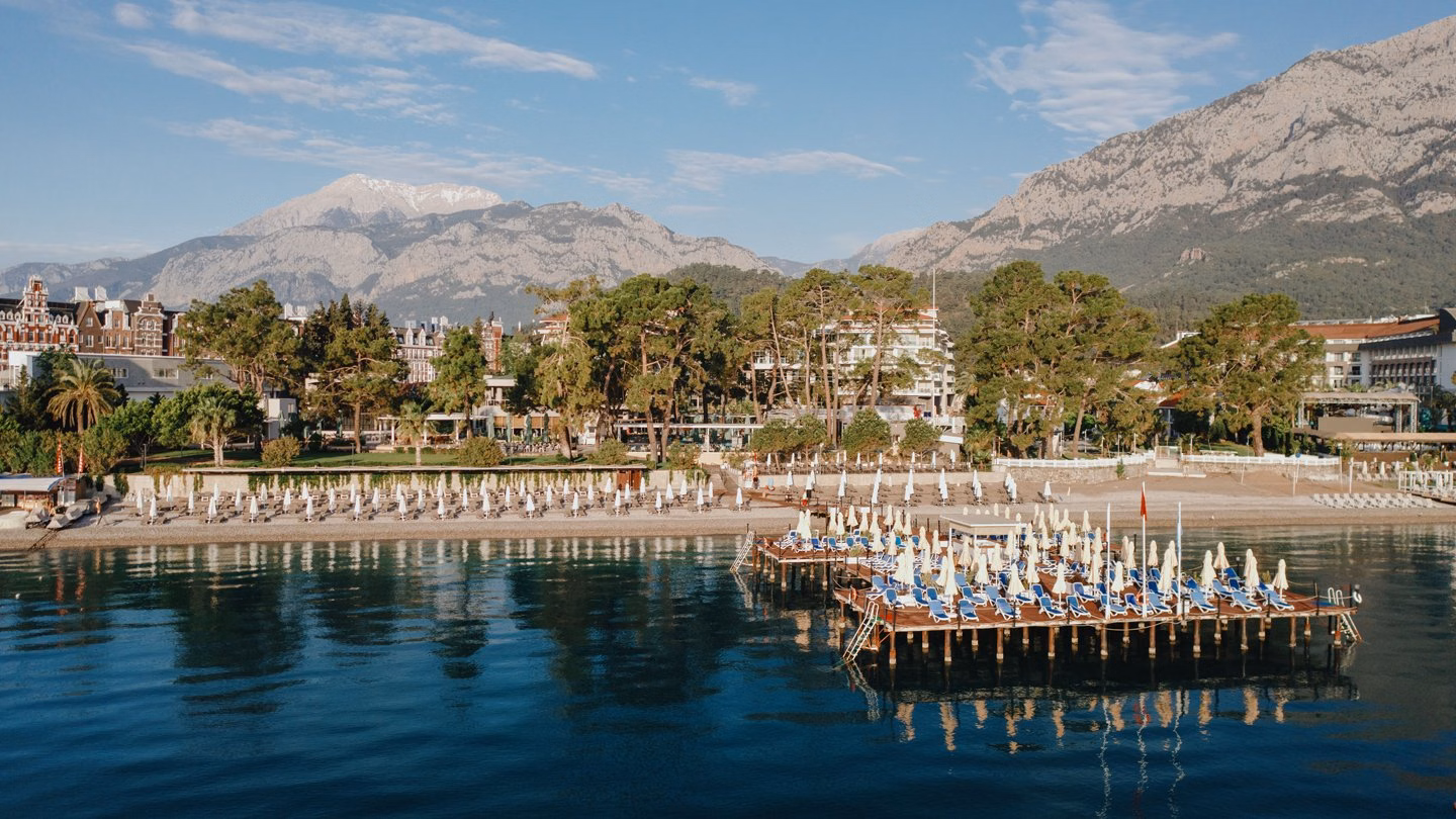 Akra Kemer