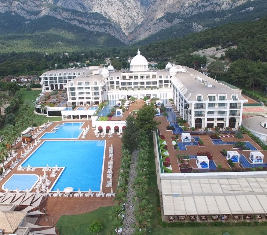 Juju Premier Palace