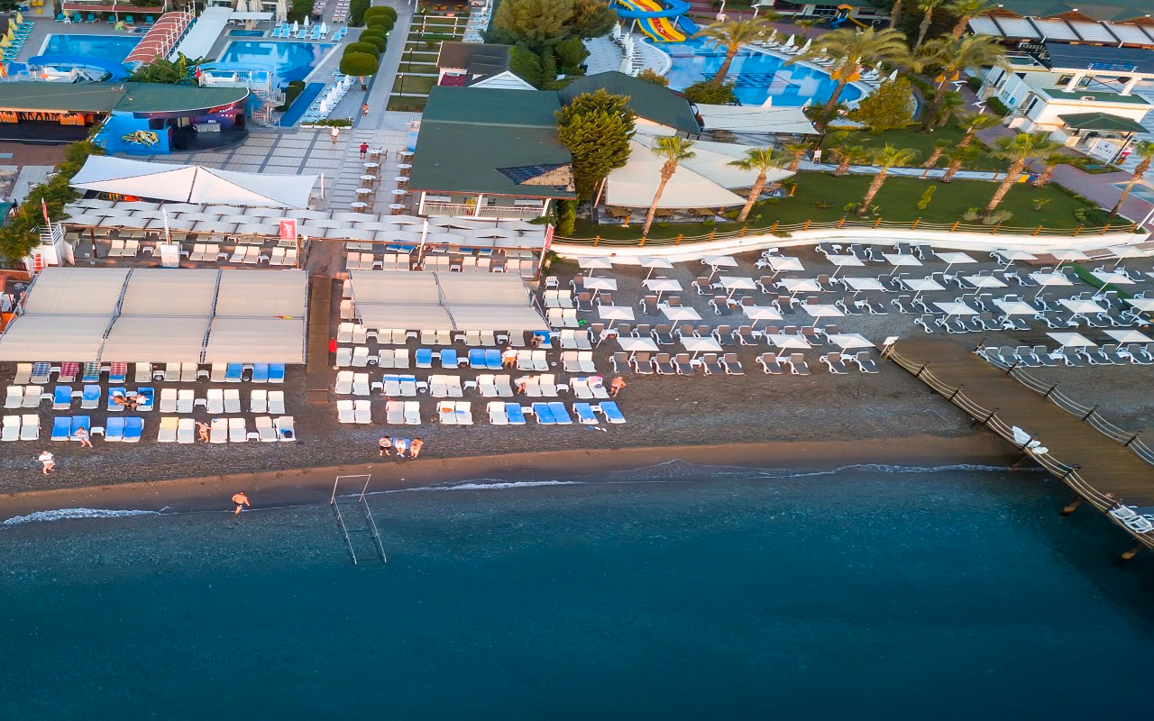 Armas Beach Hotel