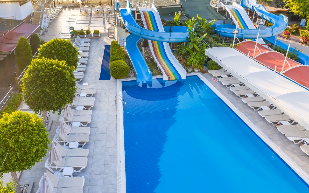 Armas Beach Hotel