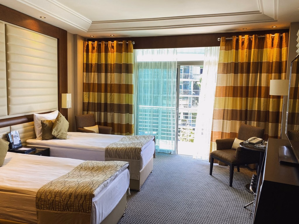 Calista Luxury Resort