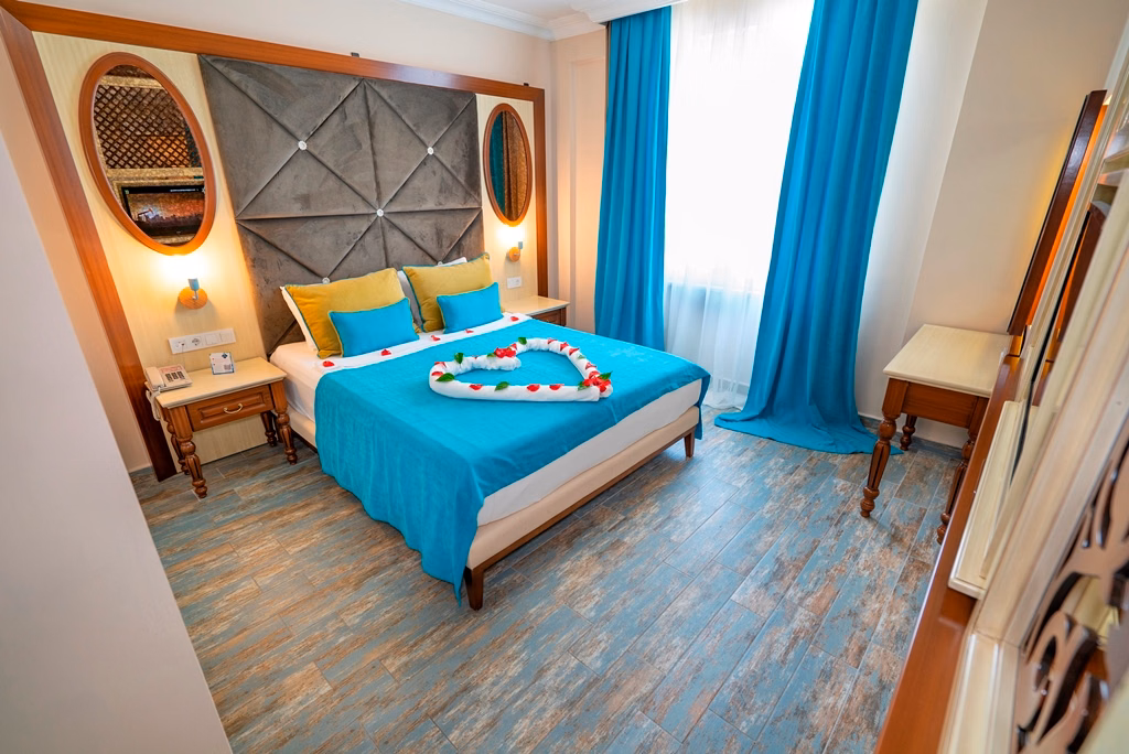 Club Big Blue Suite Hotel