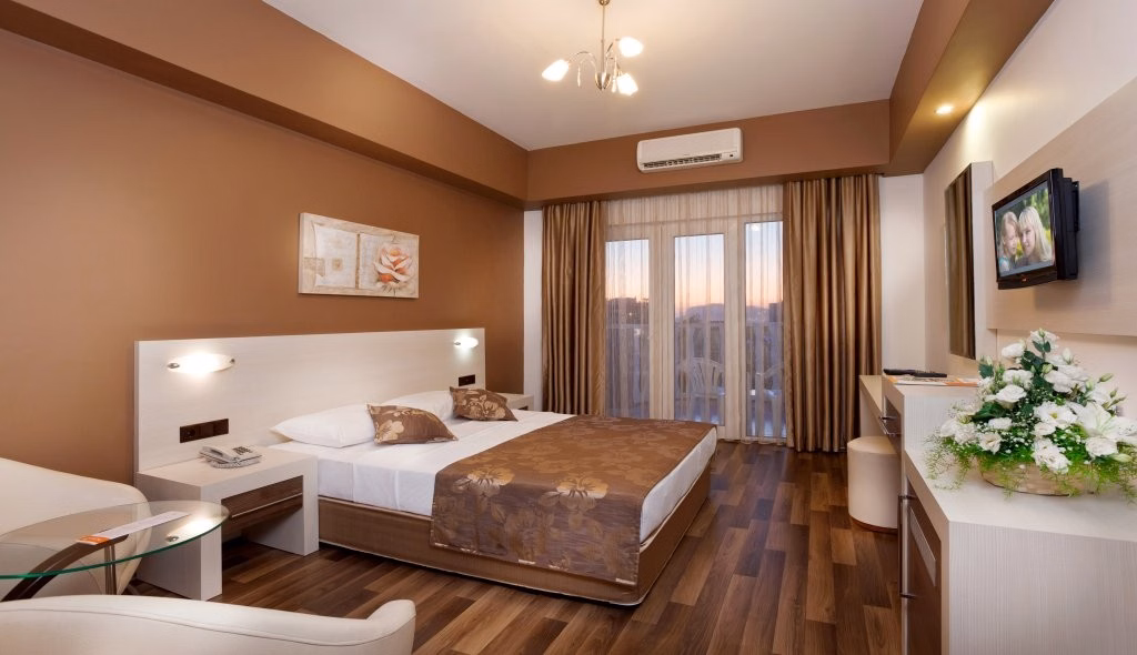 Club Paradiso Hotel & Resort