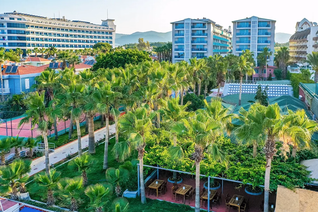 Concordia Celes Hotel