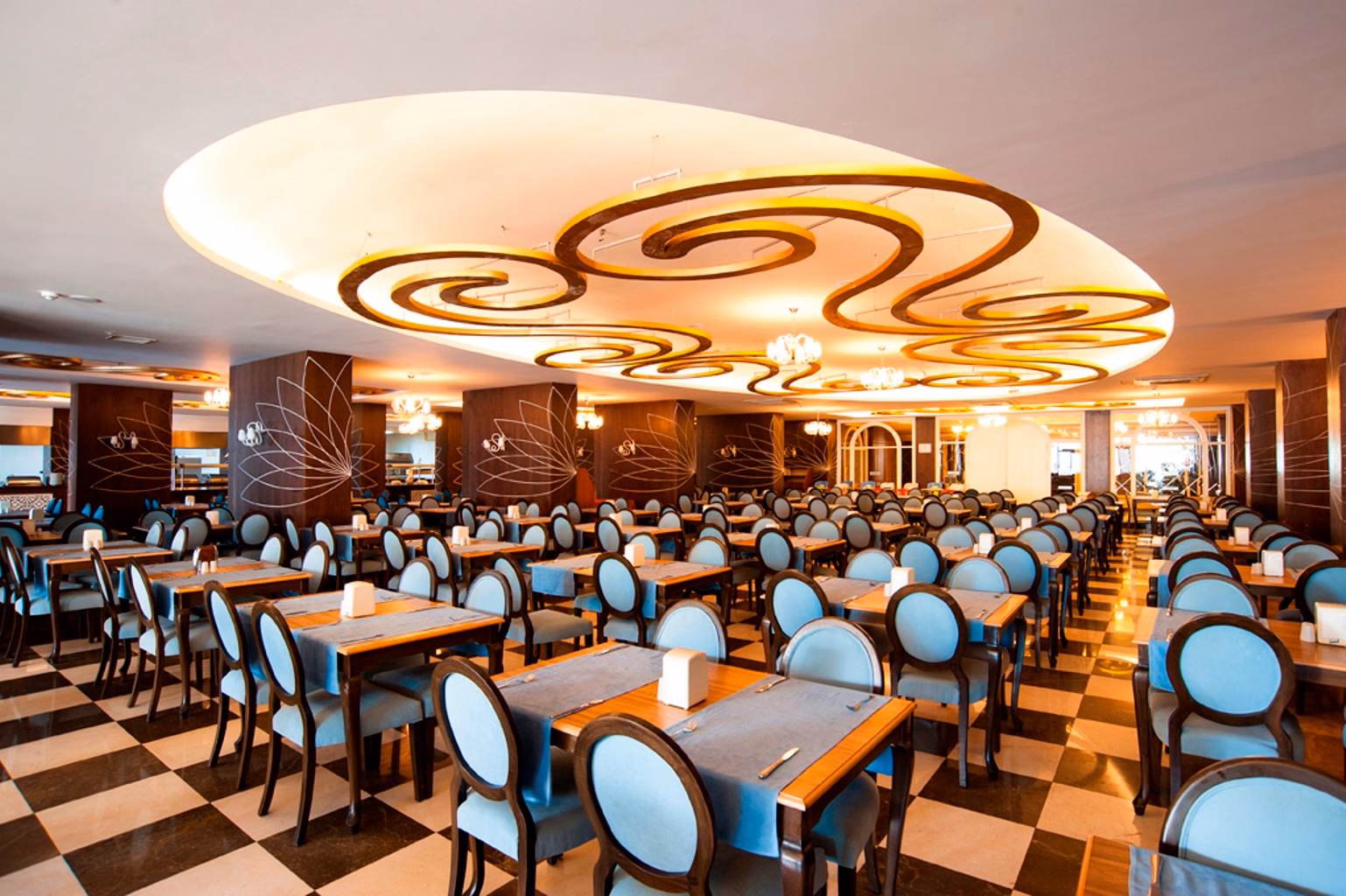 Concordia Celes Hotel