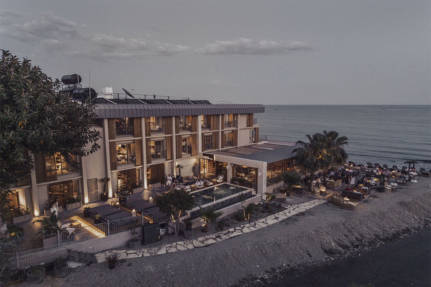 En Vie Beach Boutique