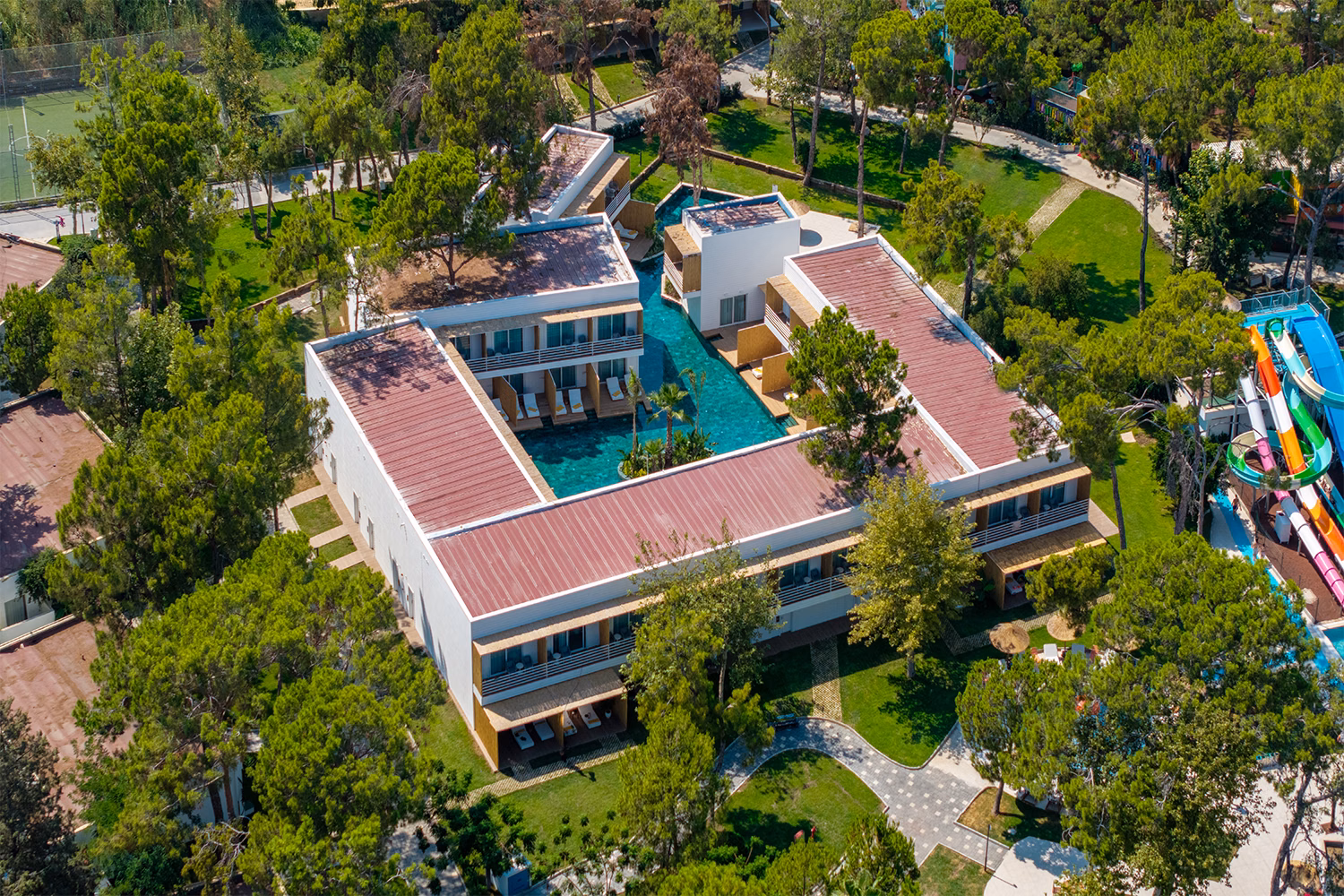 FashionTV Luxe Resort