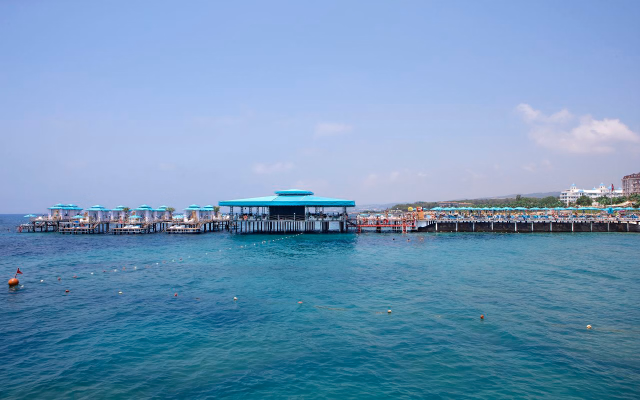 Granada Luxury Beach