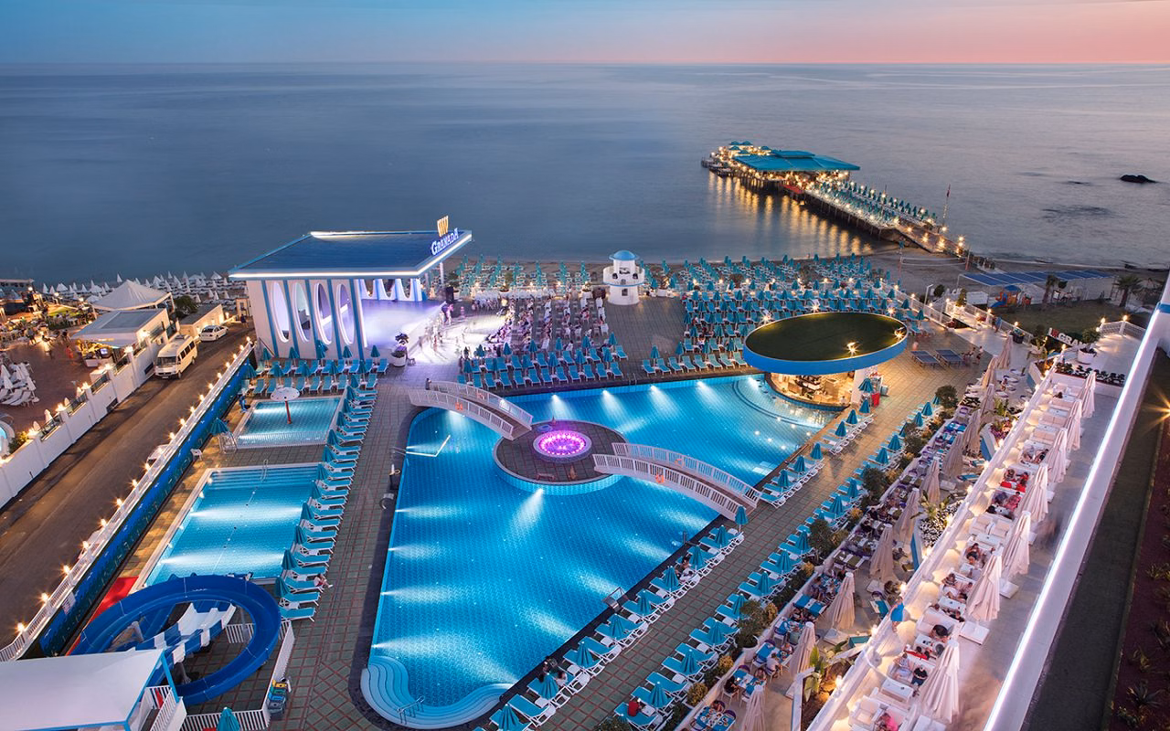 Granada Luxury Beach