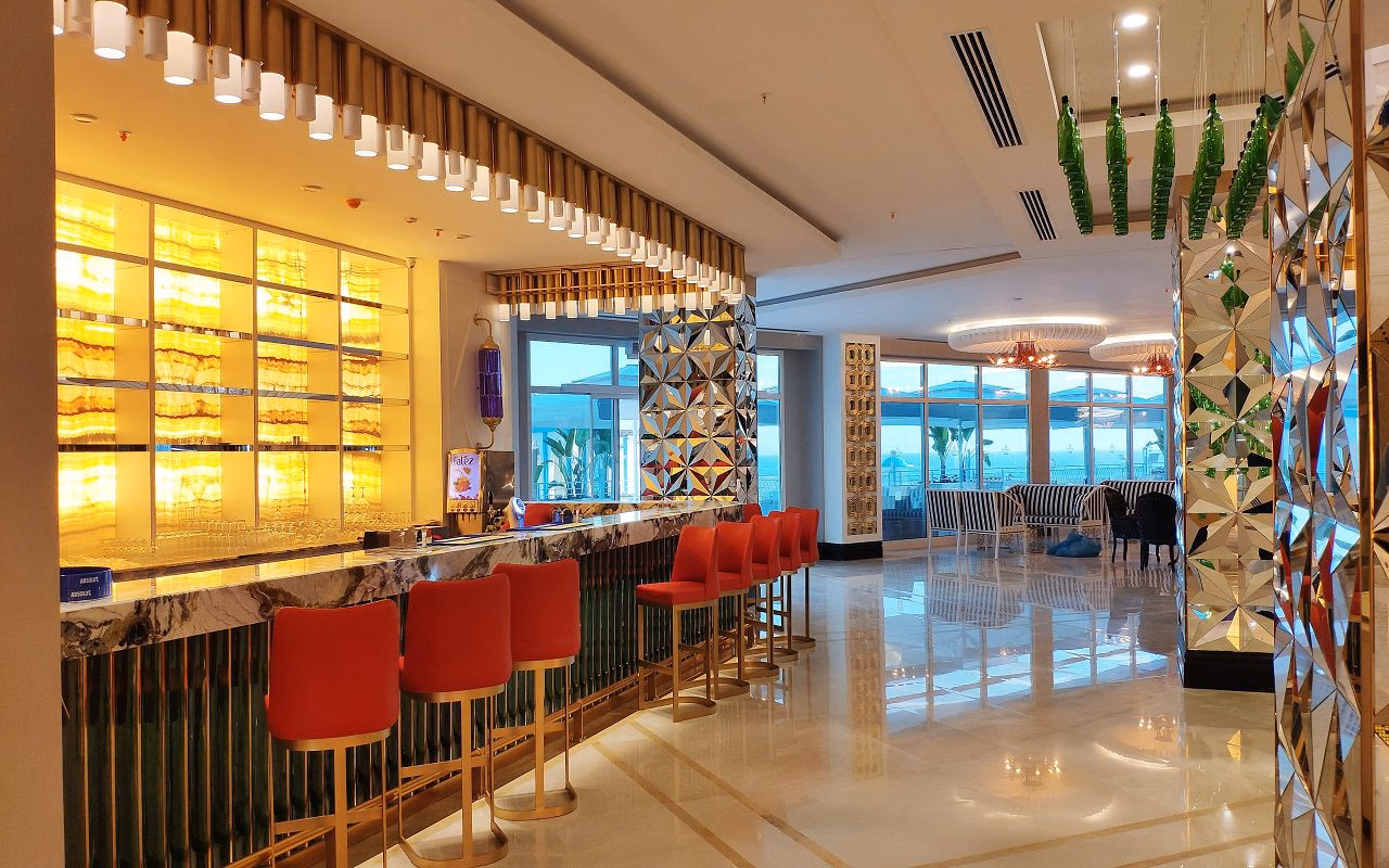 Granada Luxury Beach