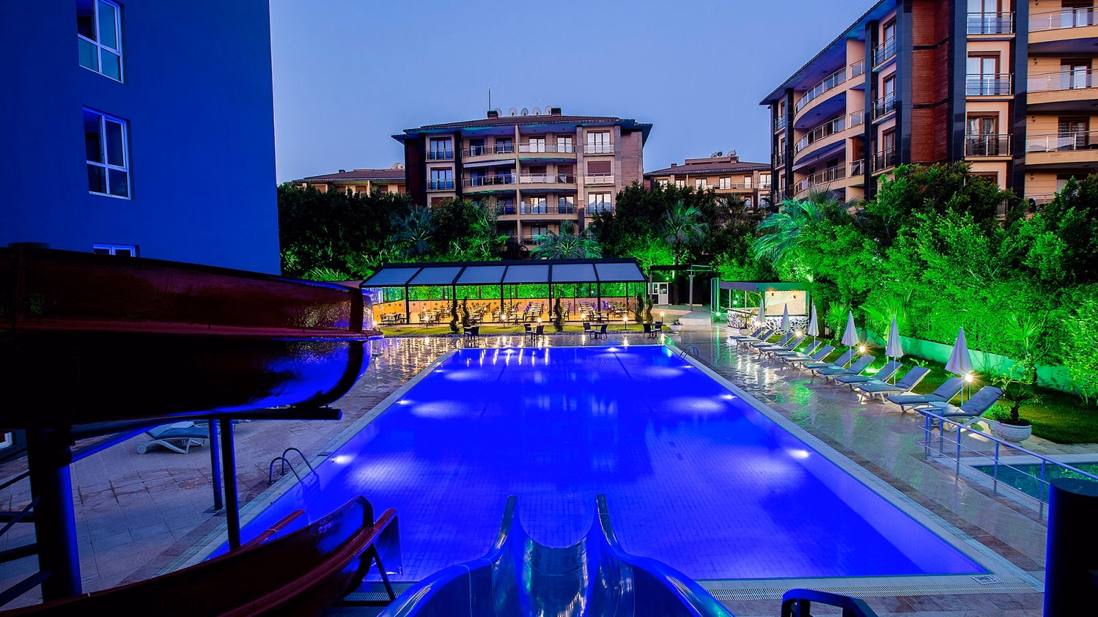 Grand Alisa Hotel