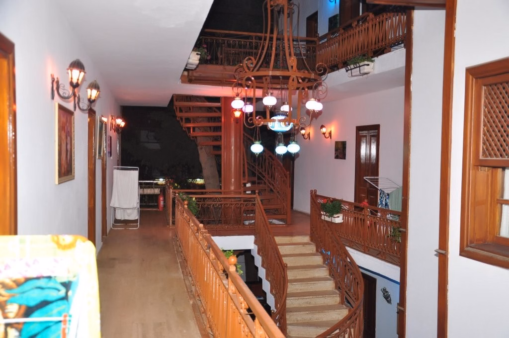 Kaliptus Hotel