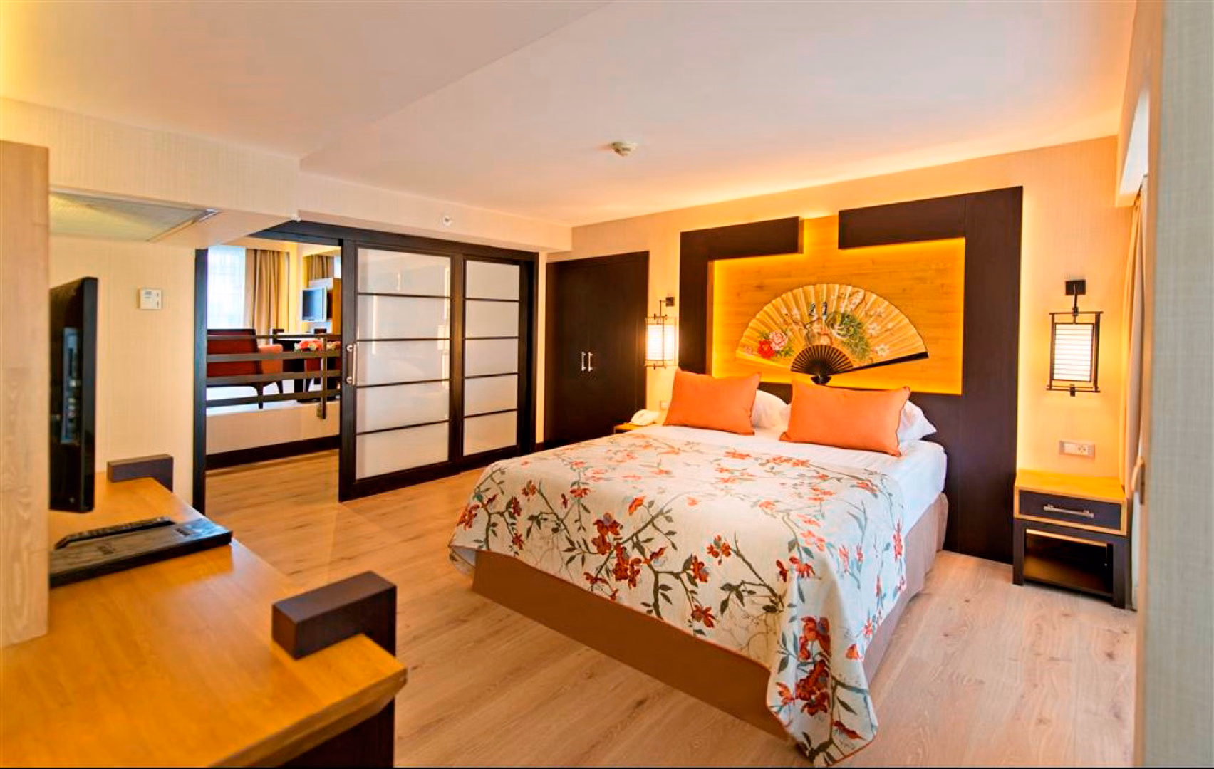 Limak Lara De Luxe Hotel and Resort