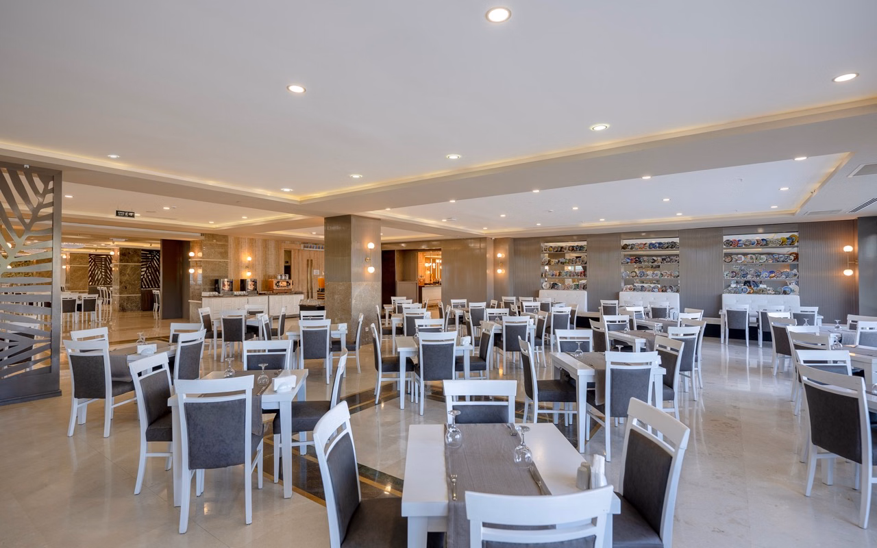 L'Oceanica Beach Resort