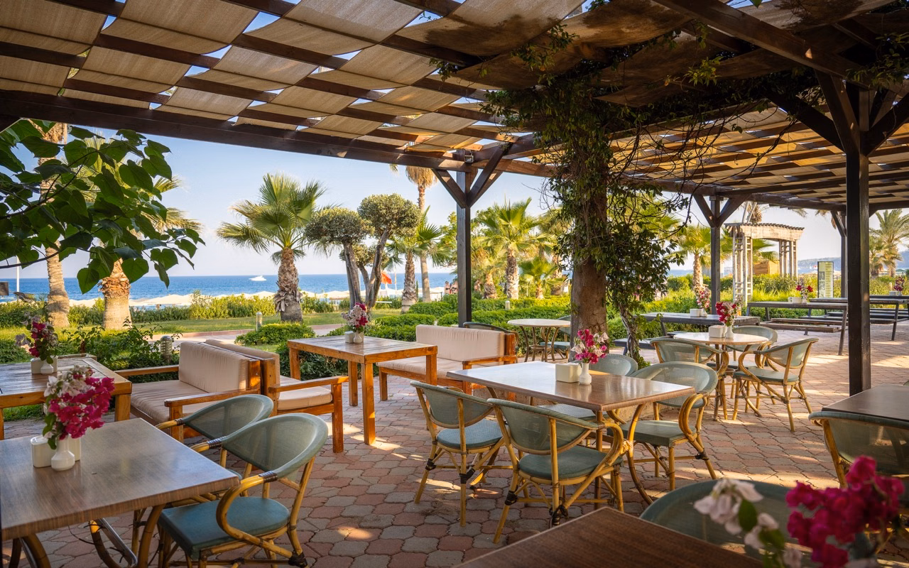 L'Oceanica Beach Resort