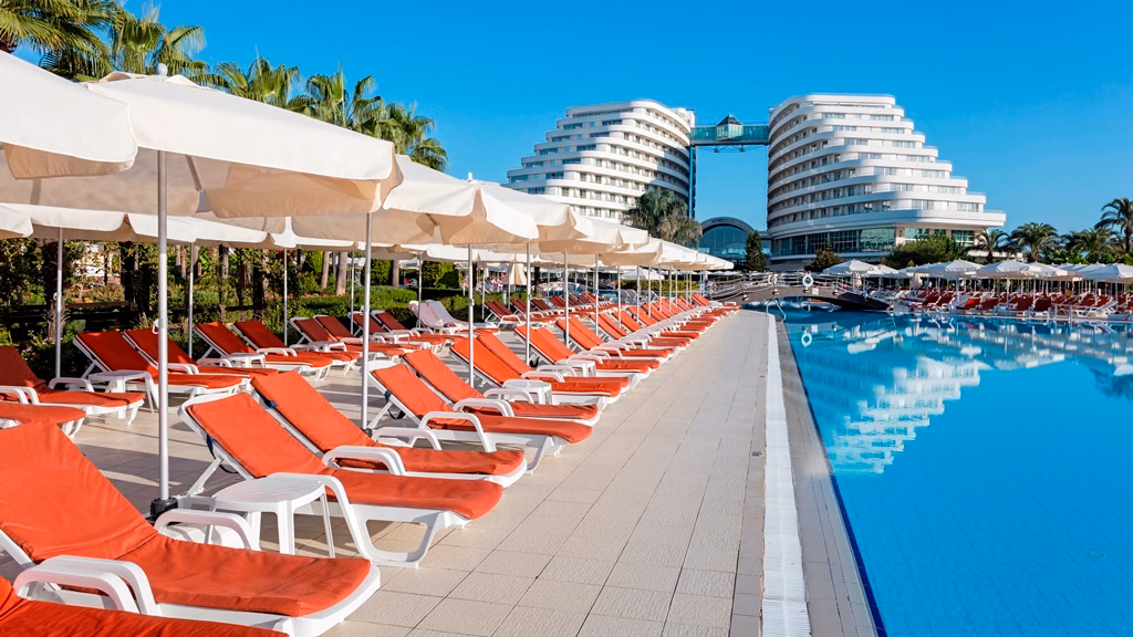 Miracle Resort